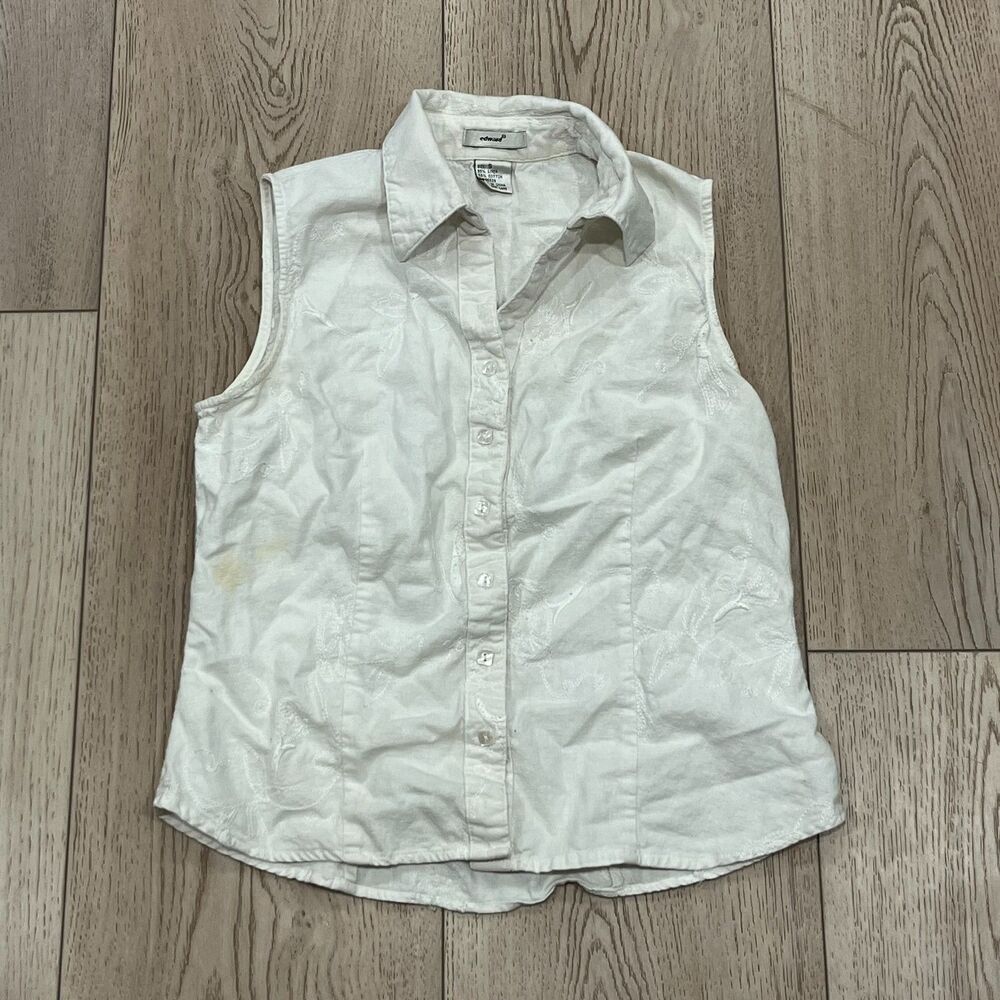 Edward Woman's Small White With White Embroidered Sleeveless Button Up Top